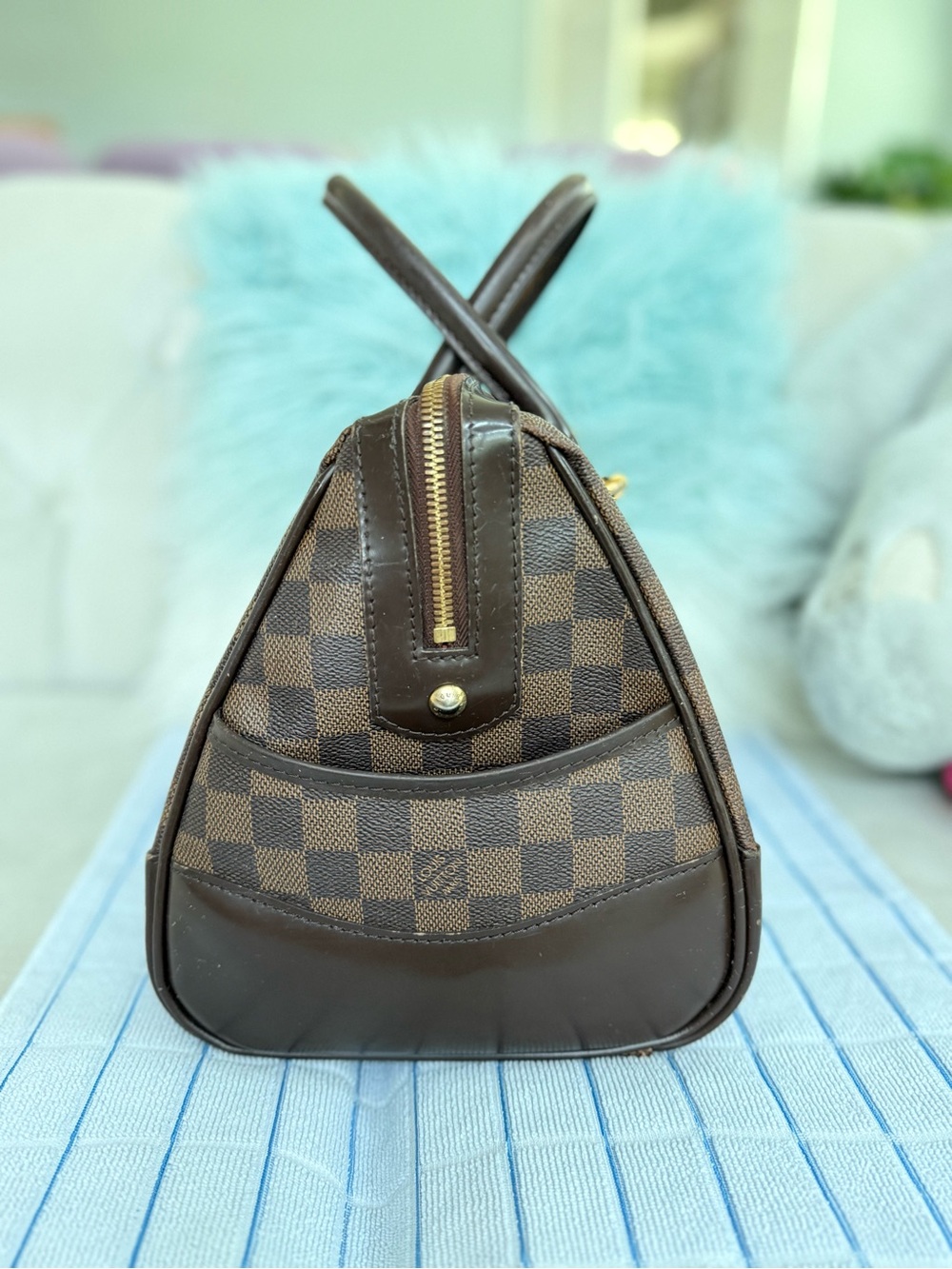 Louis Vuitton Damier Ebene Berkeley - Picture 2 of 9